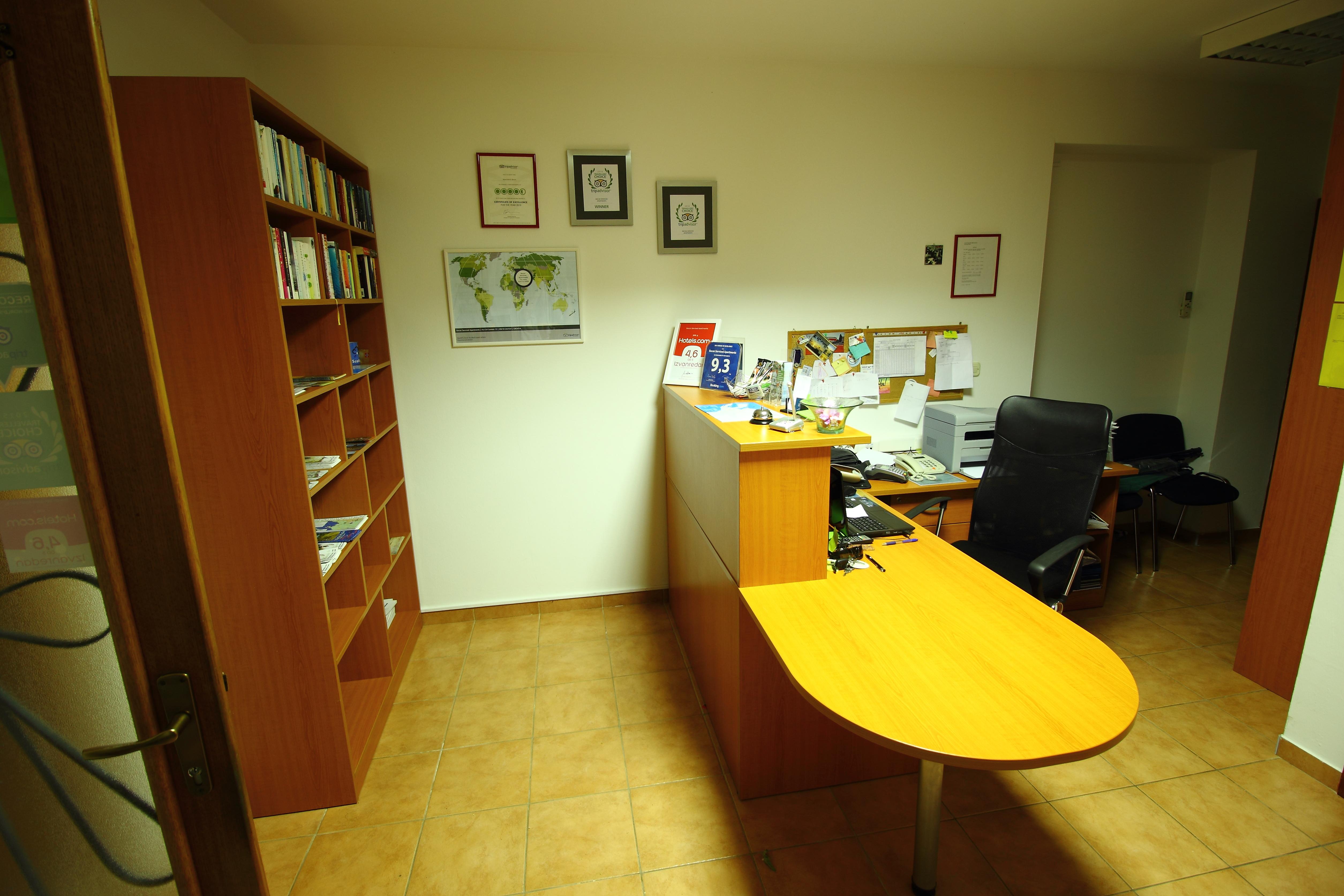 Bacan Serviced Apartments تْسافتات المظهر الخارجي الصورة